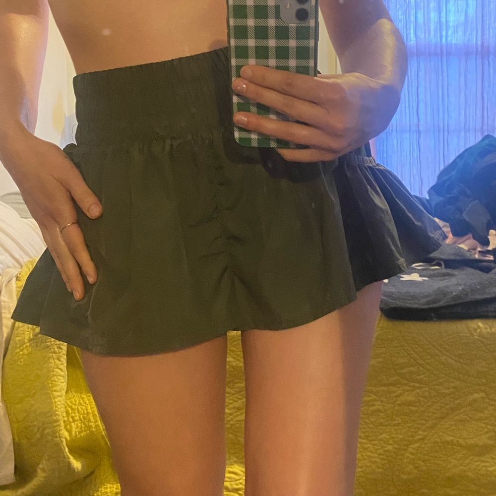 Free People Fp Movement Get Your Flirt On Shorts in size XS Olive Green